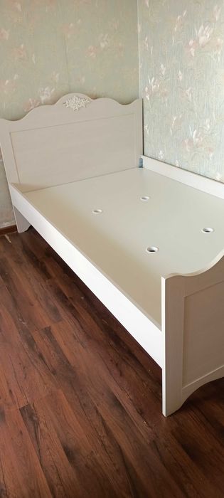 Продам кровать производства Беларусь, в идеальном состоянии, оригинал!