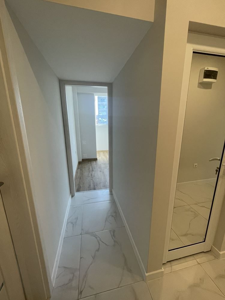 Продава се Тристаен апартамент в София, Хаджи Димитър - 75 кв.м за 2374 €/кв.м - Снимка #2