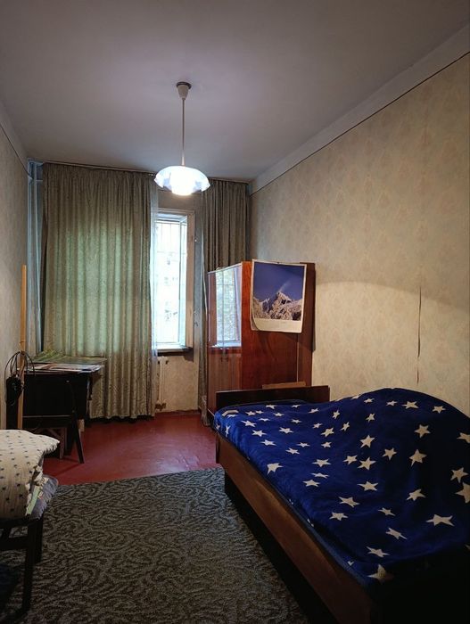 Ттз-2.базар.3/1/4 ,подвал,парковка. 89000уе