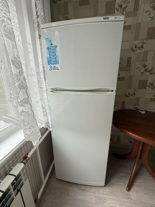 Продам холодильник