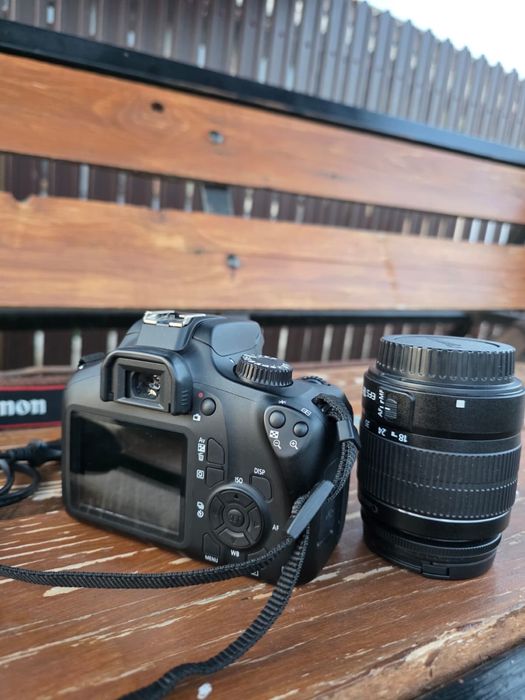 Aparat foto Canon EOS 4000 D