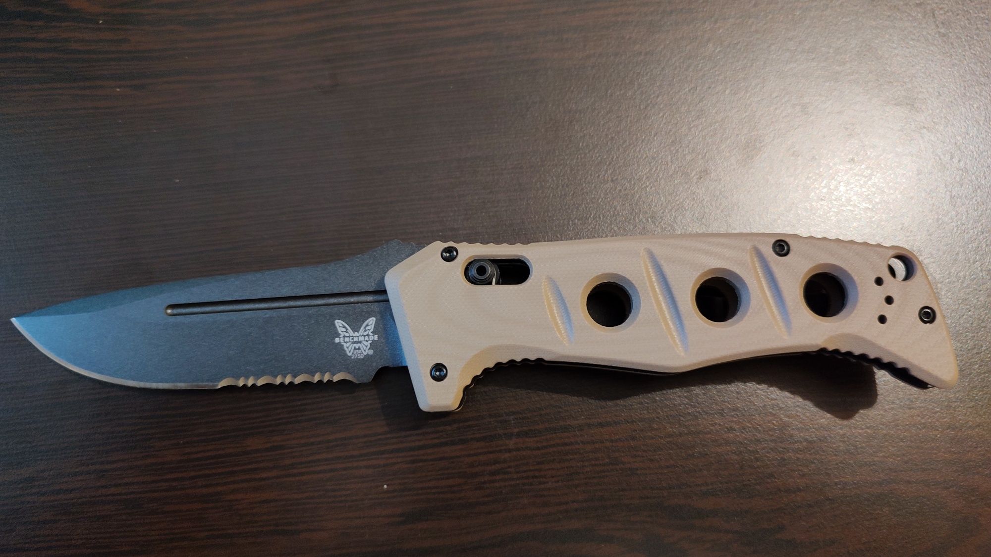 Benchmade Auto Adamas