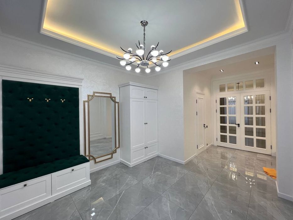 Срочно Продается Евро Таунхаус 3 этажа 260 м2, ор-р: Микрорайон заправ