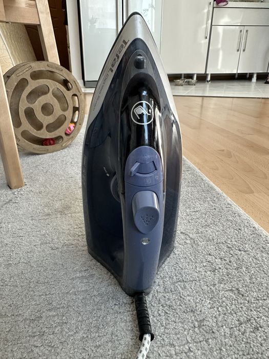 Утюг Тефаль 2500 ват мощности