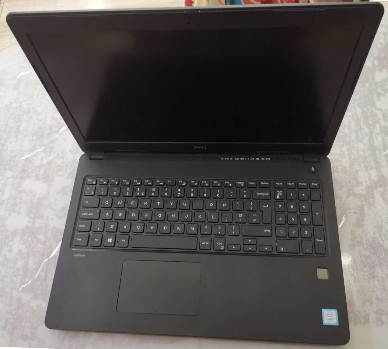 15.6" FHD LCD Business Laptop DELL Latitude 3580, Core i7, 8GB / 256GB