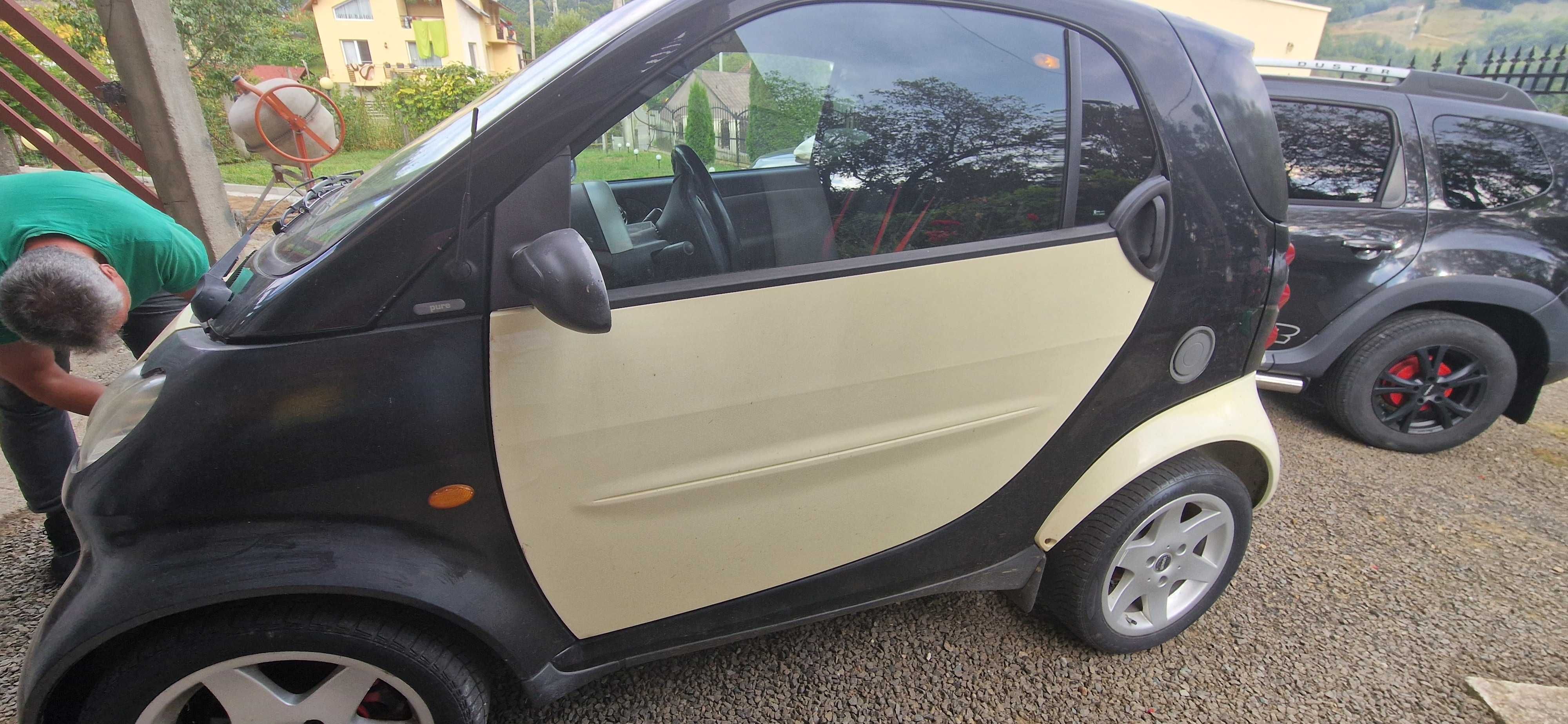 Vând smart fortwo