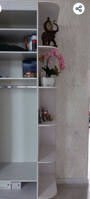 Шкаф-купе в хорошом состоянии
