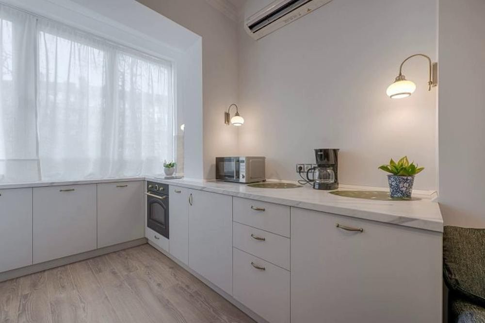 Дава се под наем Двустаен апартамент в София, Център - 44 кв.м за 650 € - Снимка #3