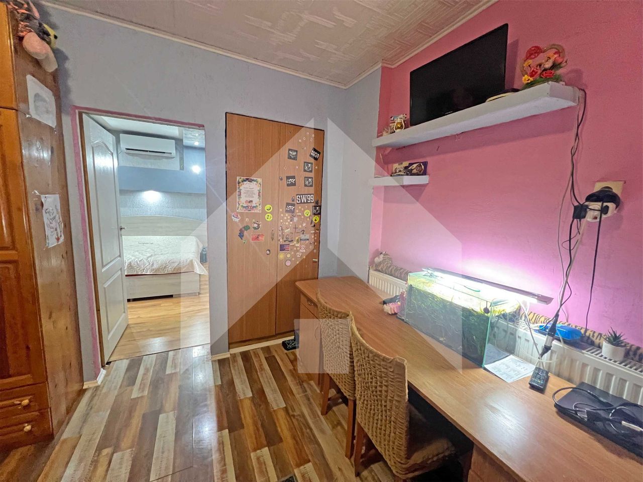 Продава се Етаж от къща в Нови пазар - 72 кв.м за 1013 €/кв.м - Снимка #13