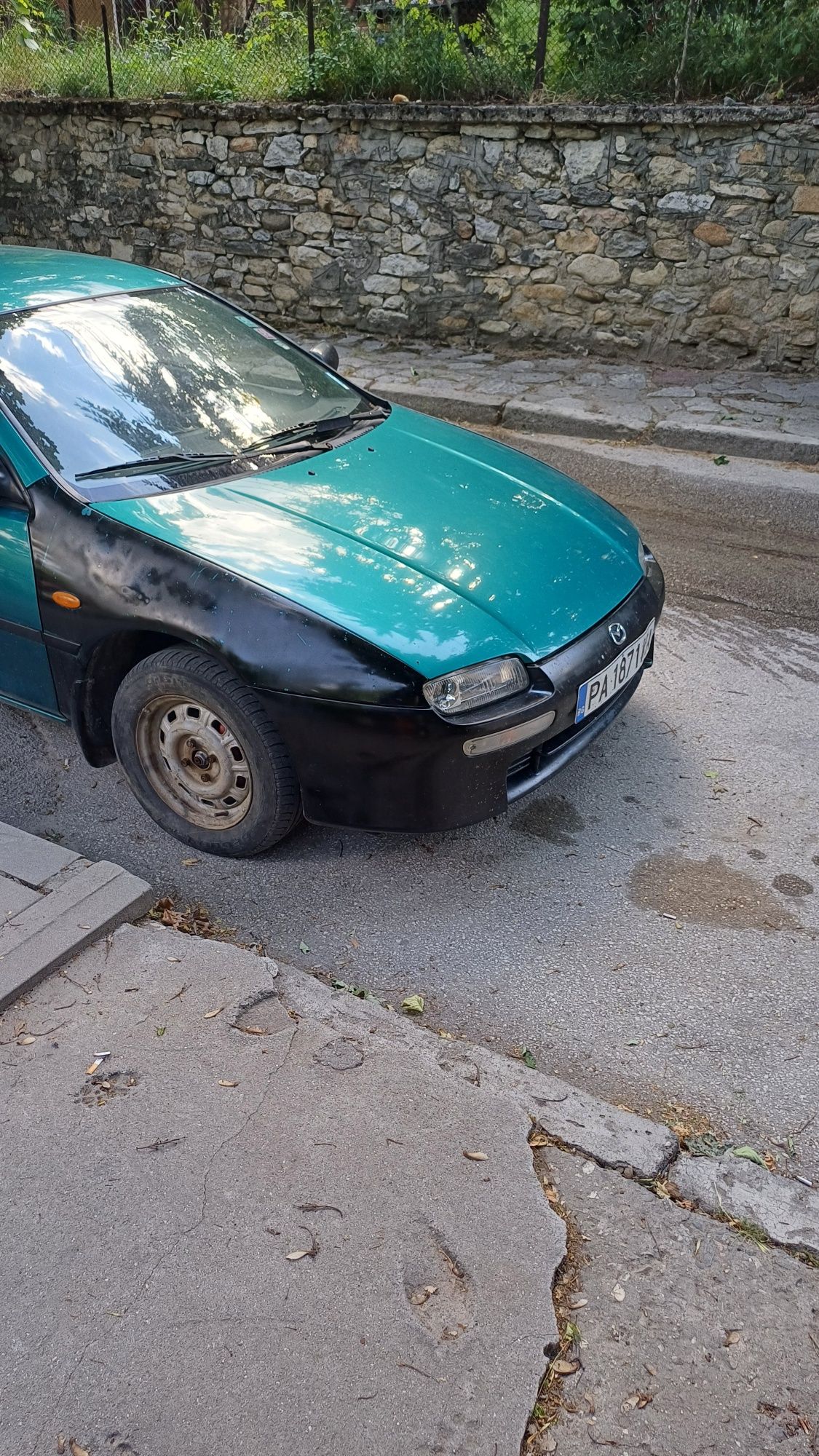 Mazda 323f 1.5..