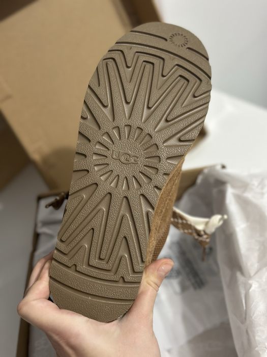 Ugg noi in cutie Lo Lowmel