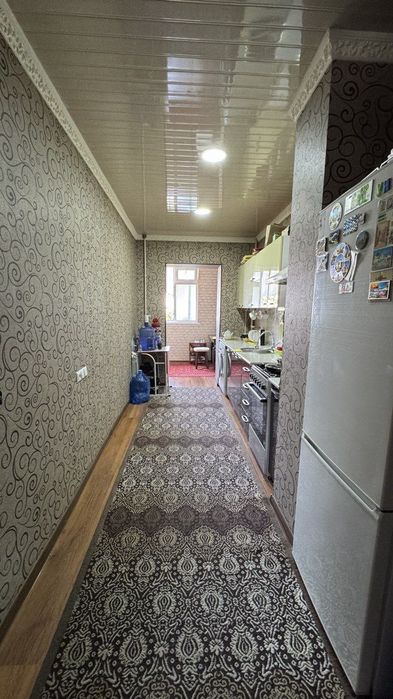 Продаю квартиру Чилонзар Домбрабад 2/2/4.