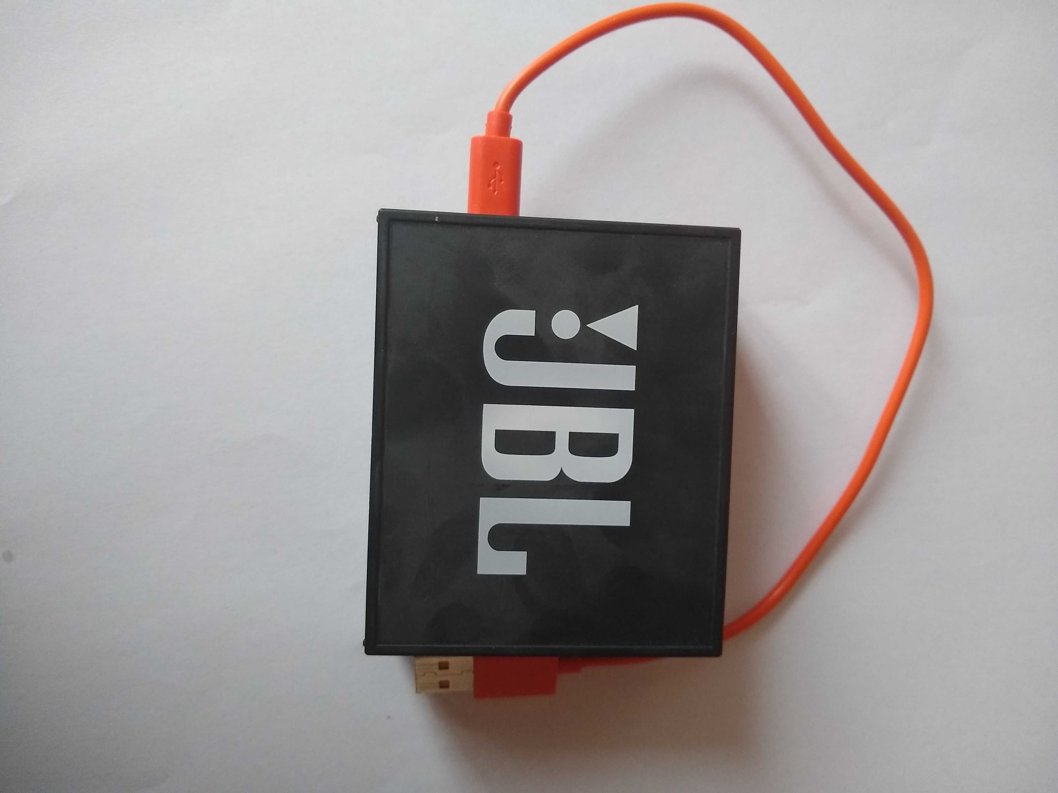 Boxa portabila JBL, Bluetooth