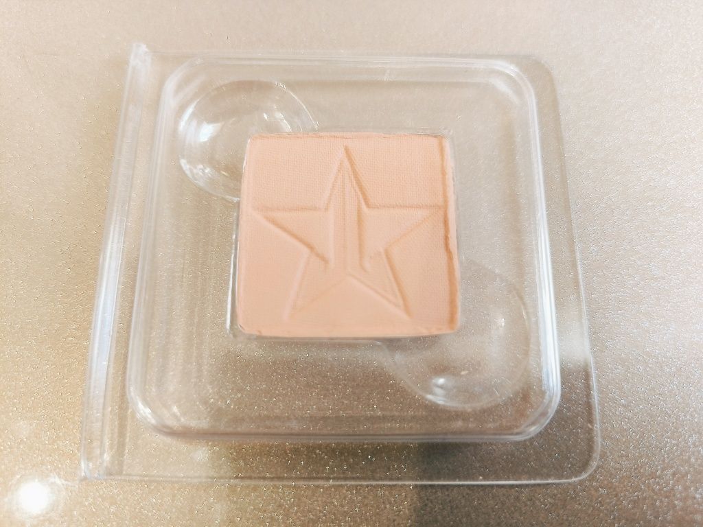 Тени Jeffree Star cosmetics (single)