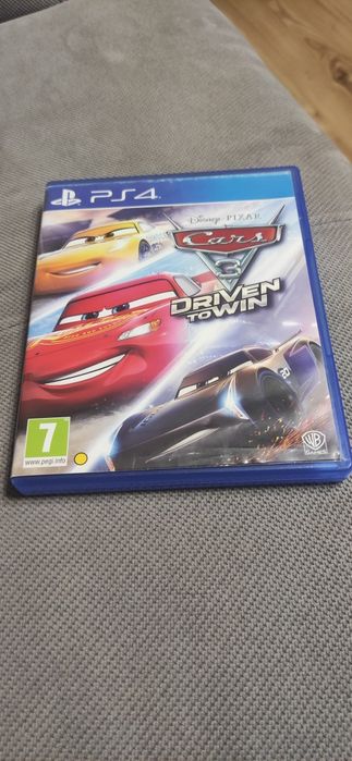 Игра за PS4 Cars 3 Driven to win