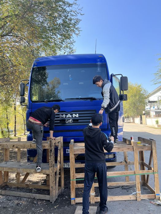 Грузовые автостекла. Замена лобового стекла. Автостекло. Лобовой