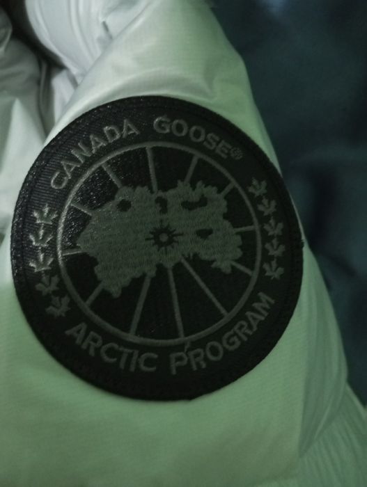 Geaca Canada goose