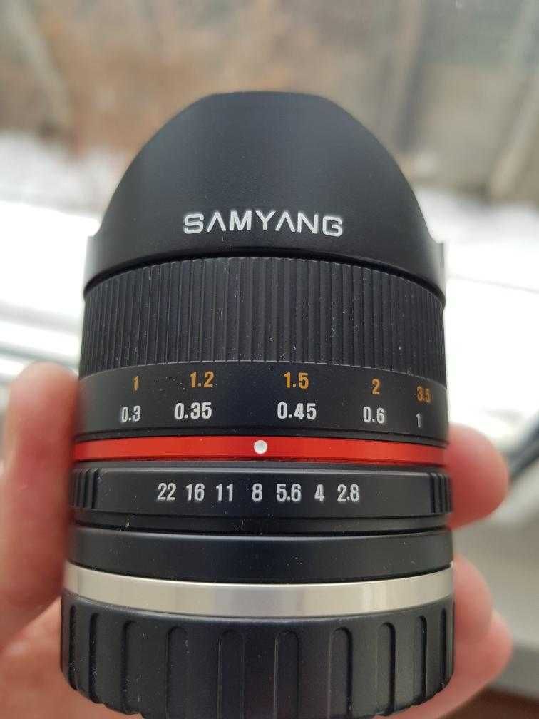 Samyang 8mm f2.8 fisheye montura SONY