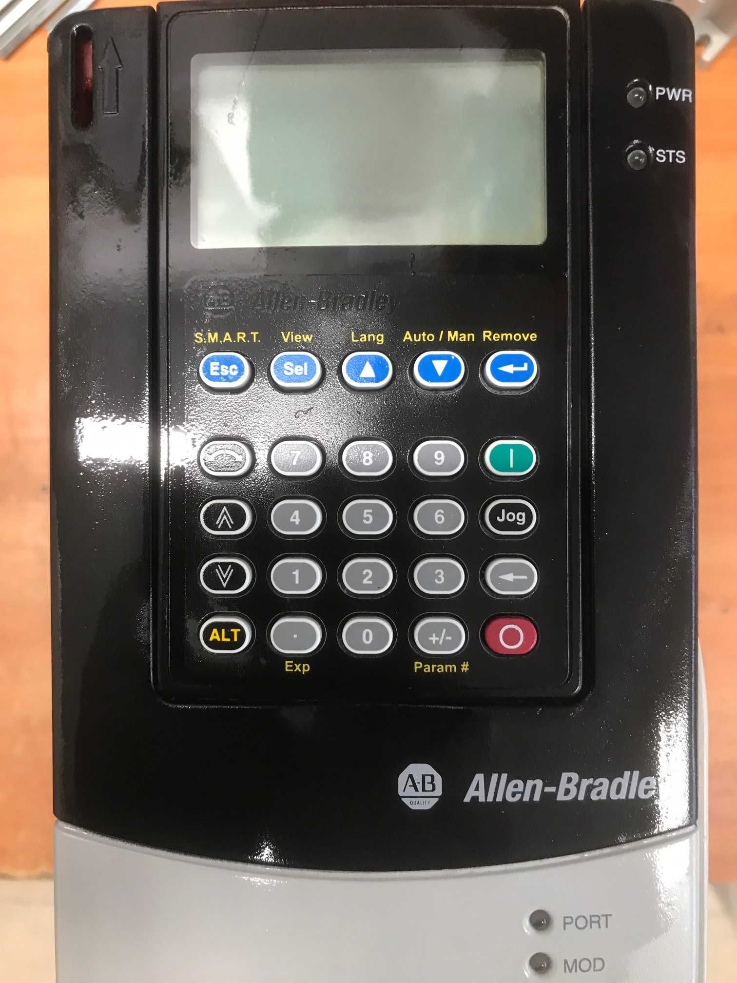 Честотен регулатор(инвертор) Allen-Bradley 1,5 кw400в Power Flex 700