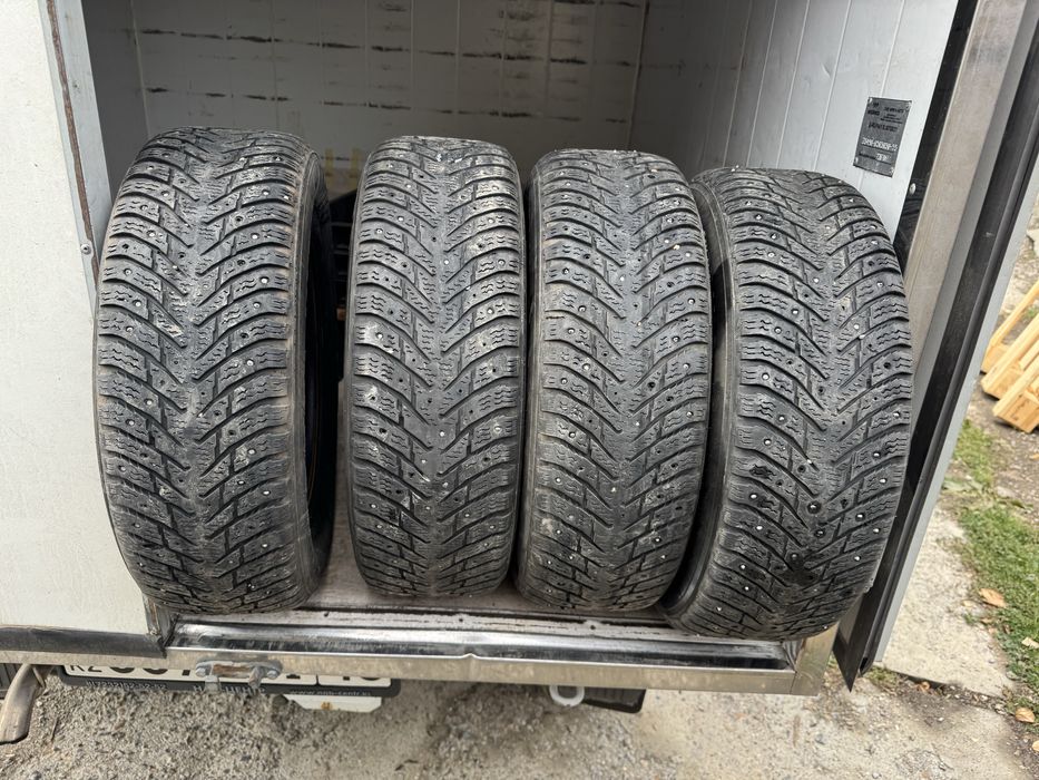 Продам резину 185/70r14 nokian
