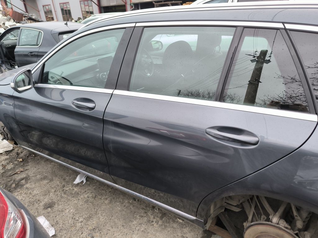 Врати за Mercedes W205