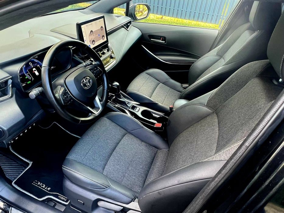 Toyota Corolla Facelift 2024, bord Virtual Cockpit