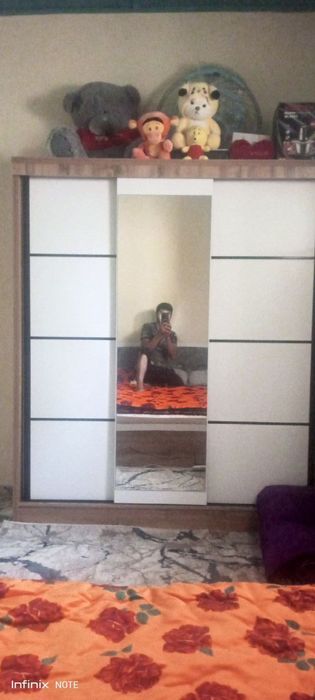 Yotoqxona mebel sotiladi srochna