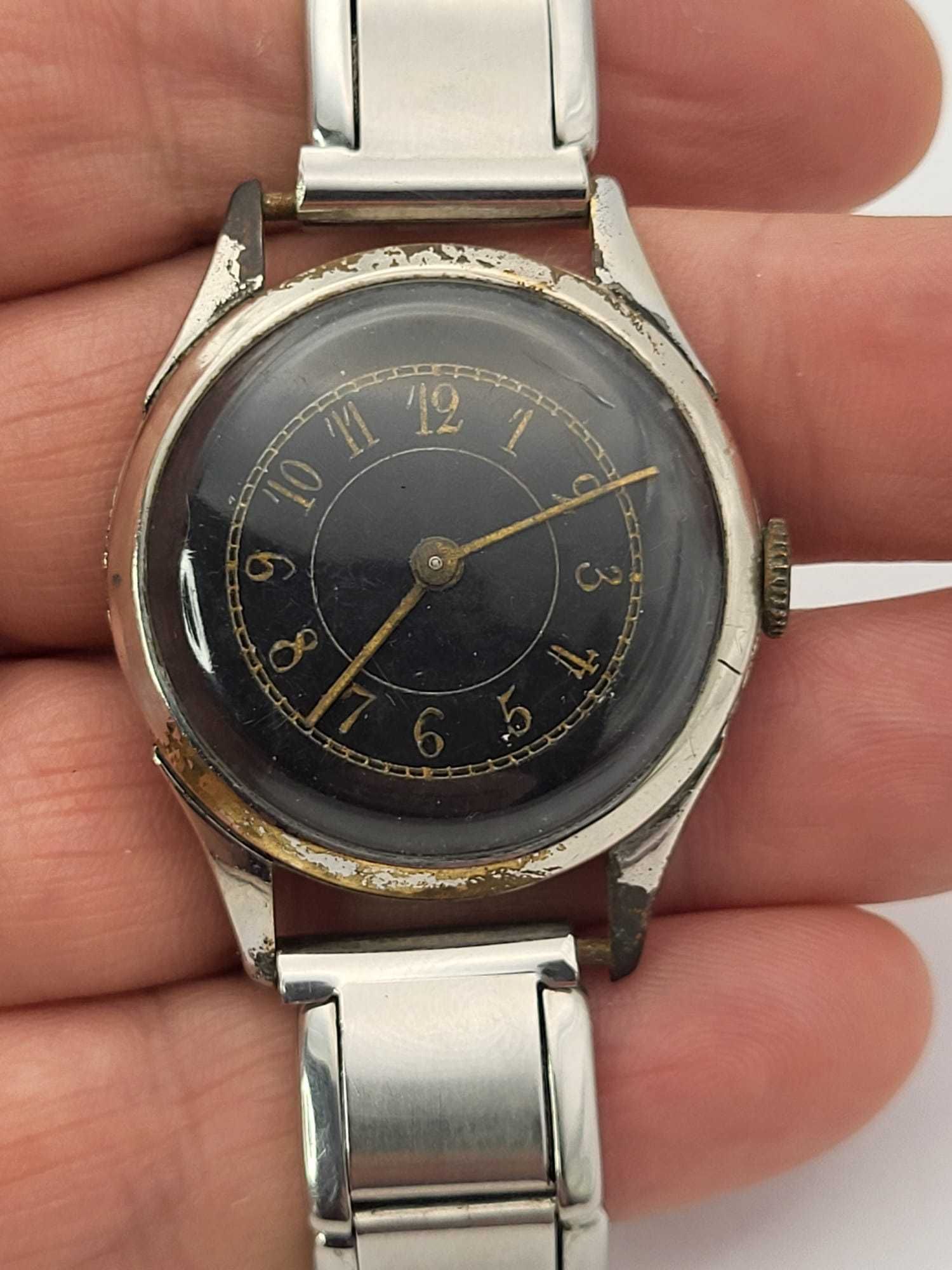 Buren 15 Jewels Swiss Made 35mm Functional