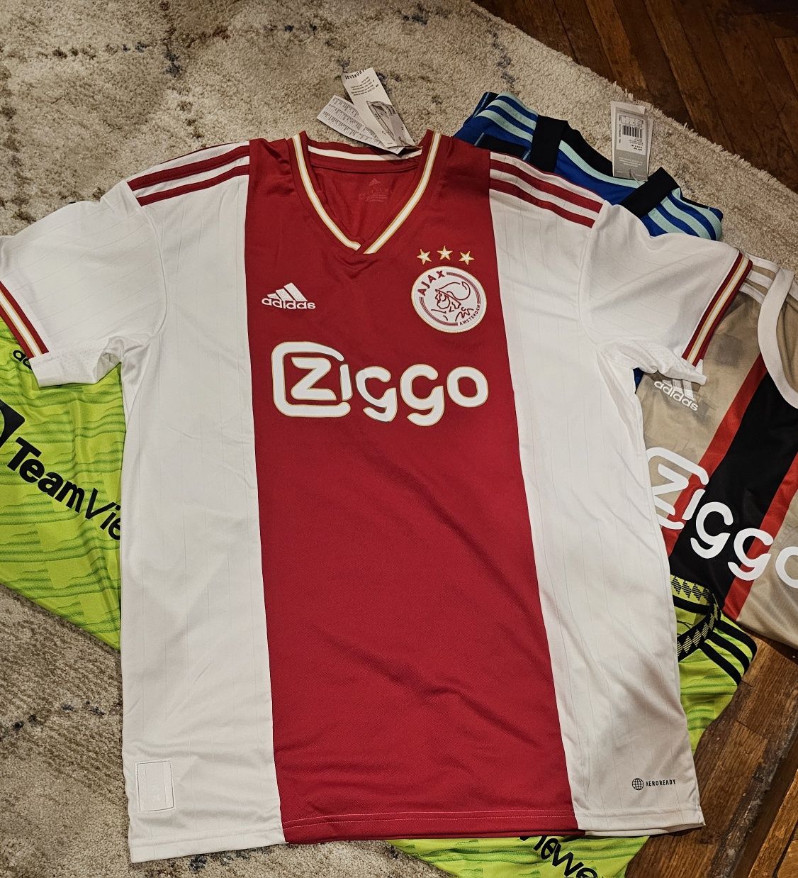 Tricouri originale Adidas Ajax  si Manchester Utd.