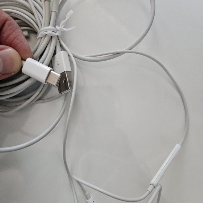 Set Accesorii Thunderbolt iPhone < 15