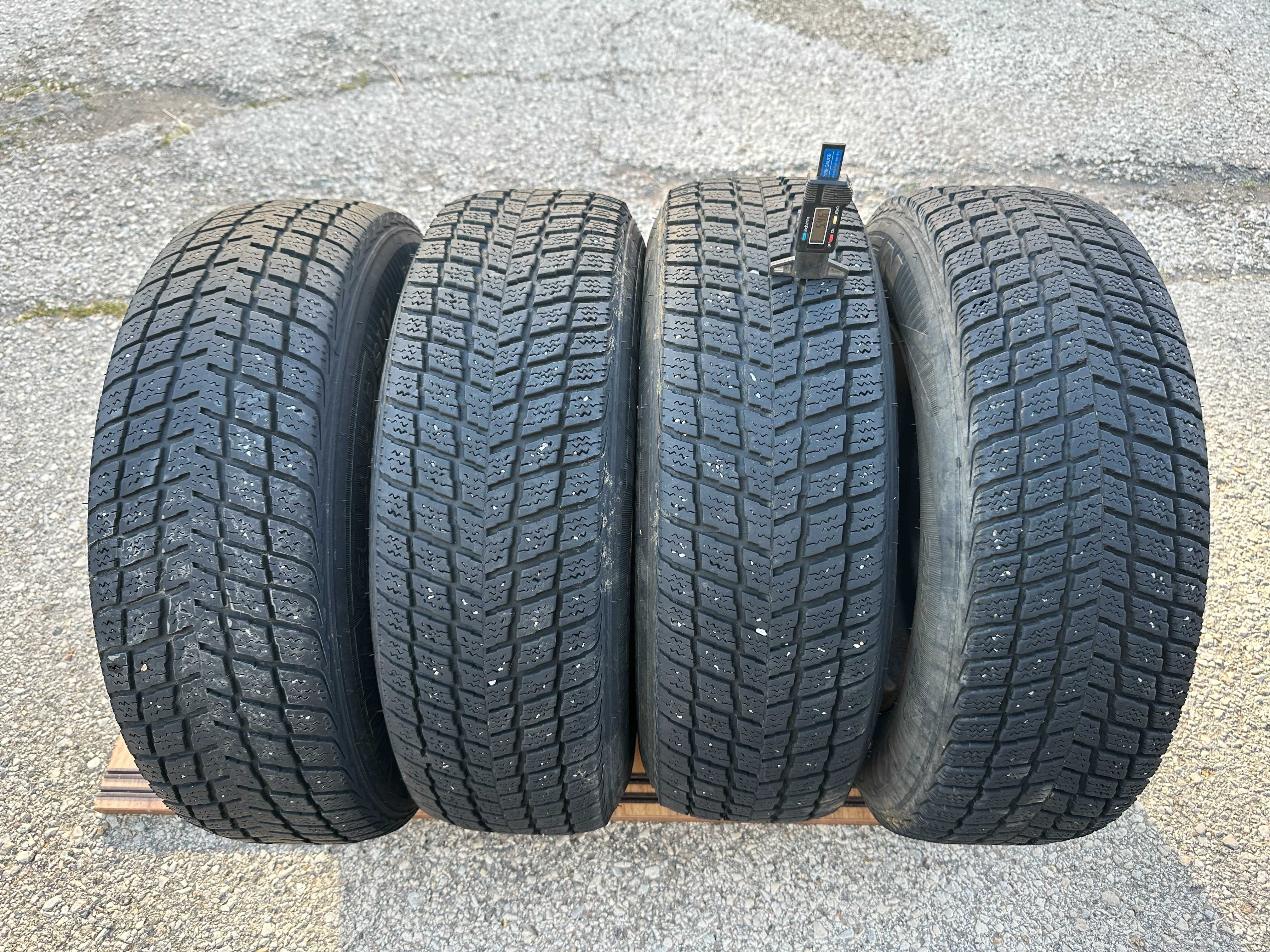 4бр. зимни гуми 205/70/15 - Nexen Winguard SUV