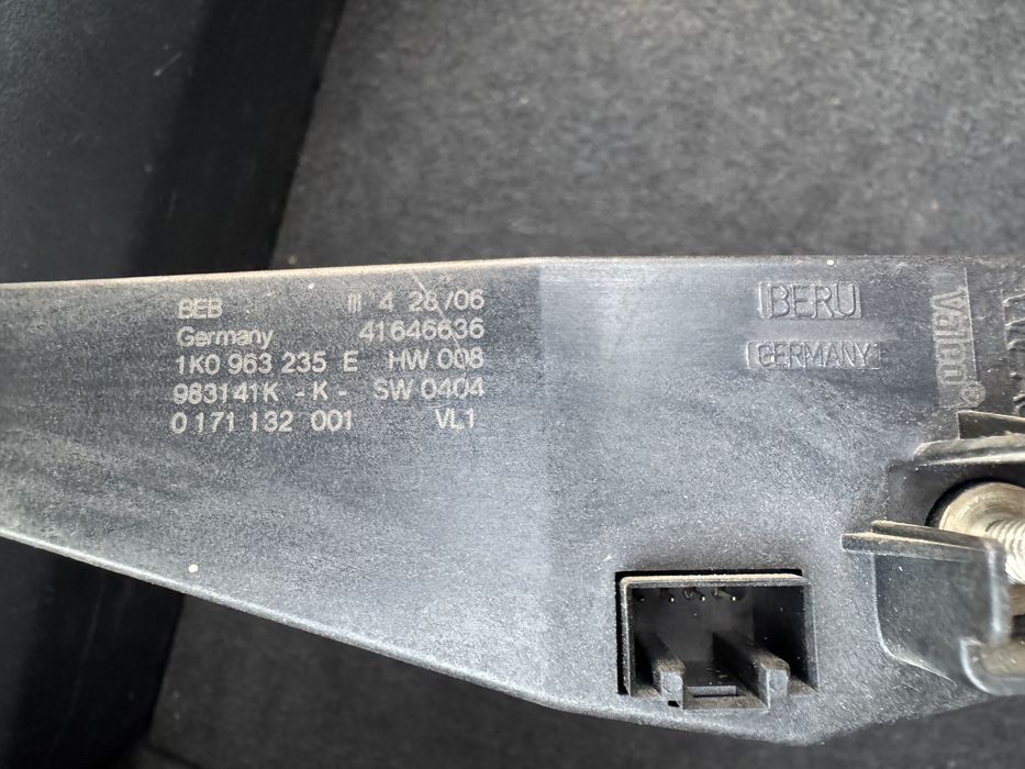 Rezistenta electrica 1K0963235E