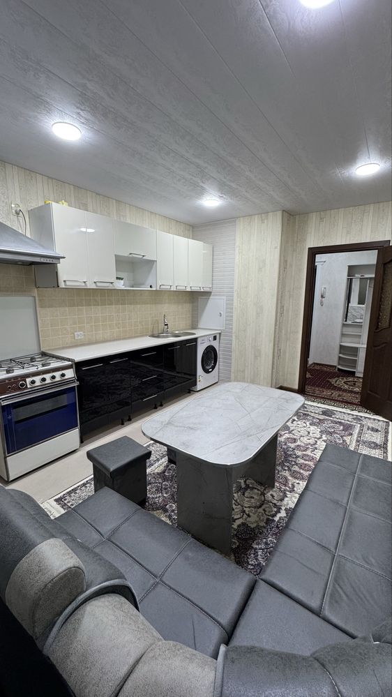 Kvartira sotiladi 2-xonali 57kv Qoratosh samarqand darvoza yangi remon