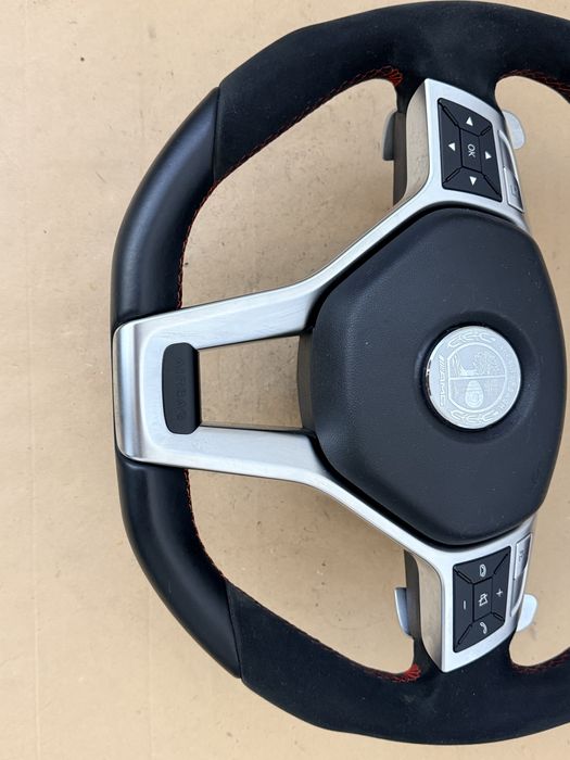 Mercedes amg волан мерцедес w204 w205 w212 w176 w246 w218 w166 w156