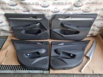 Fete usi cu trimuri si lumini ambientale VW Golf VIII Variant