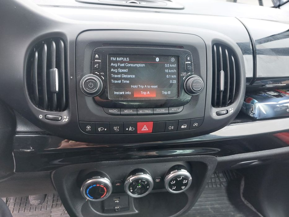 Fiat 500 L   7 locuri 105 kp Euro6 Negociabil