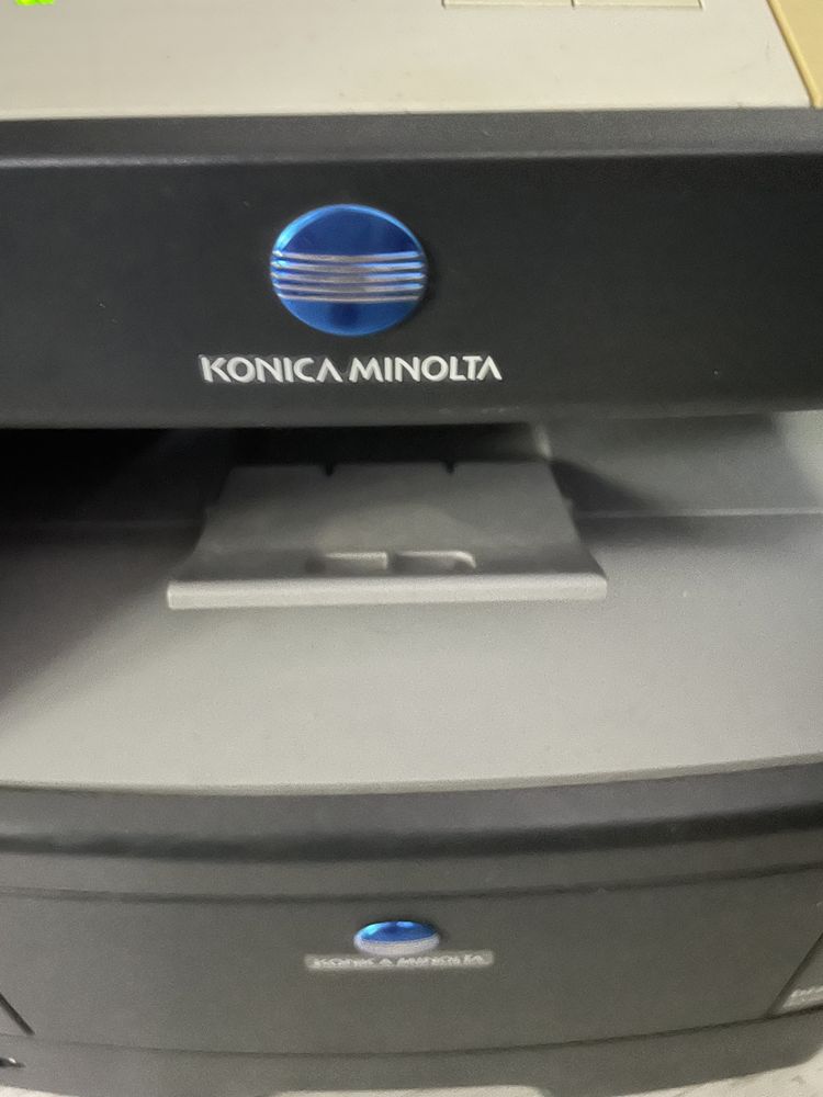 Imprimanta multifunctionala Konica Minolta