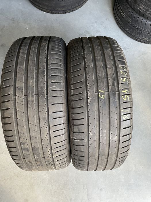 Anv vara 225/45/18 Continental/Pirelli