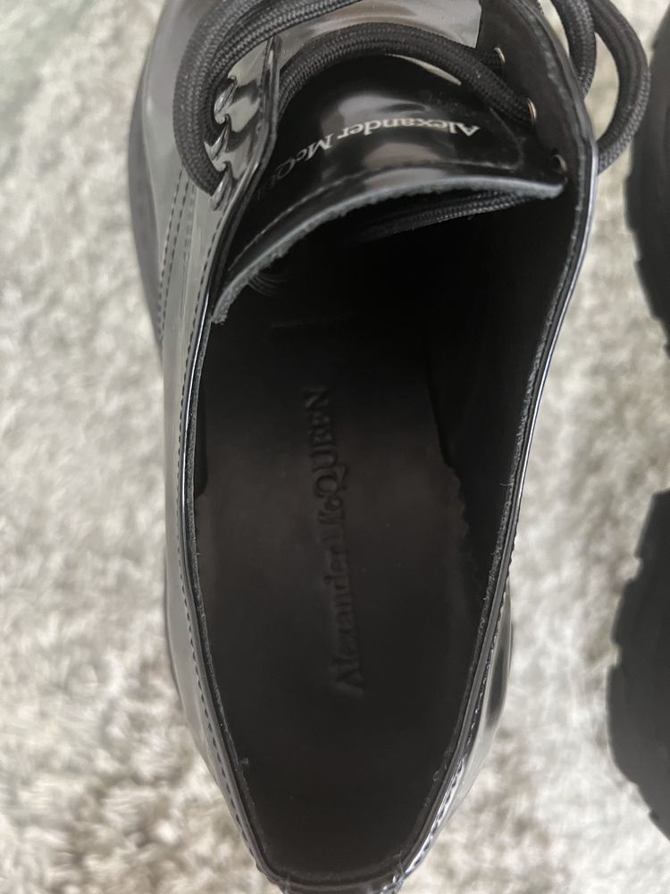 Vând sneackers Alexander McQueen Derby nr 44