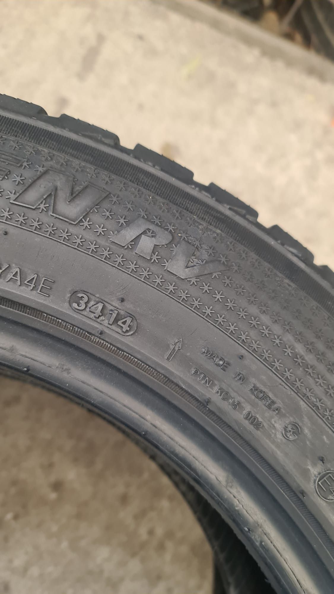 215 60 17 Kumho 4 anvelope iarna