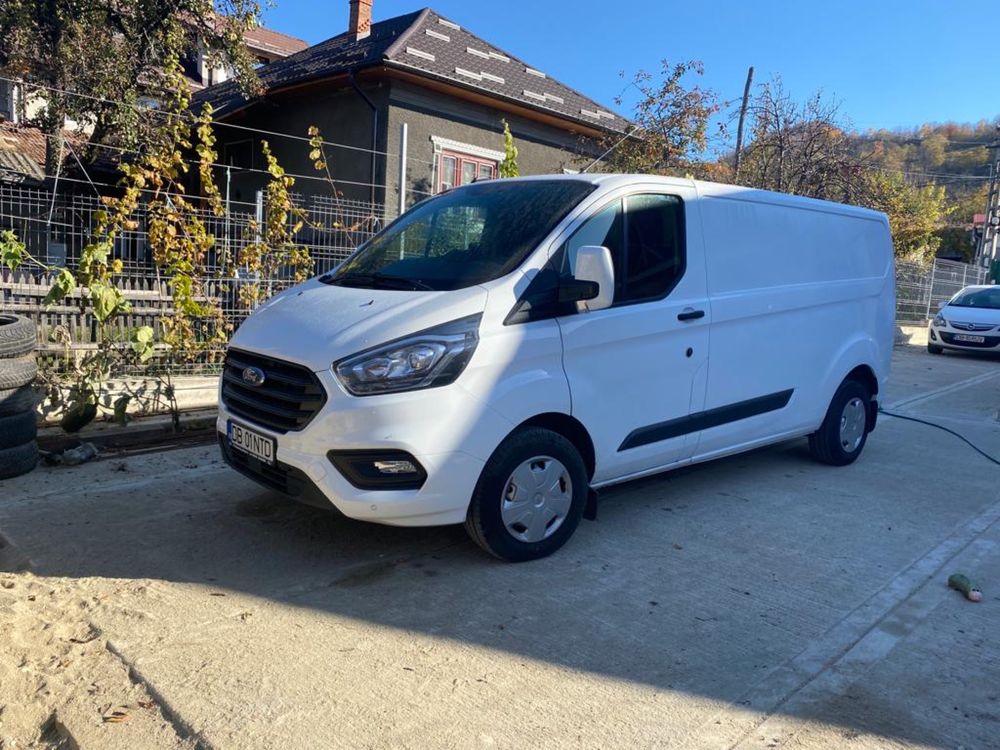 Ford Transit Custom 300 L2H1 Trend 2.0 L 130CP 11.000 km