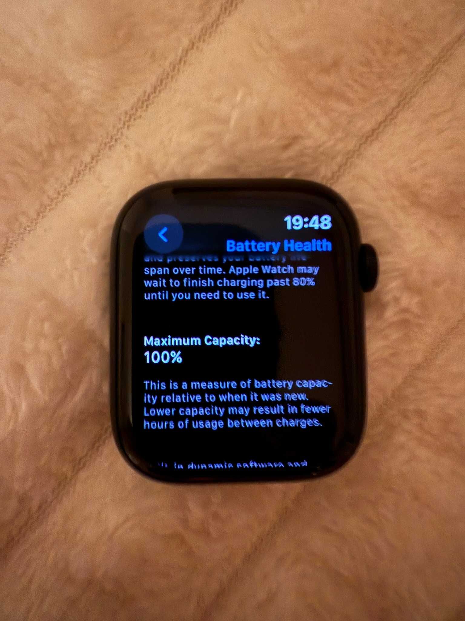 Apple Watch S8, Midnight, 45mm, 100% батерия + кейс