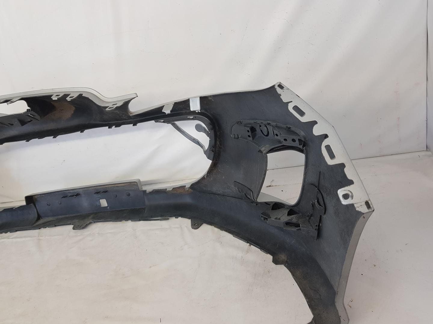 Bara fata Peugeot 308 dupa 2008