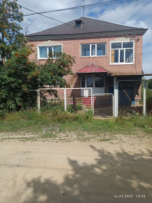 Продам двухэтажный коттедж в п. Шульбинск
