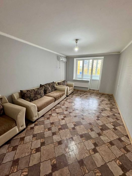 Продаётся 2 комн. квартира, мкр им. Кунаева.