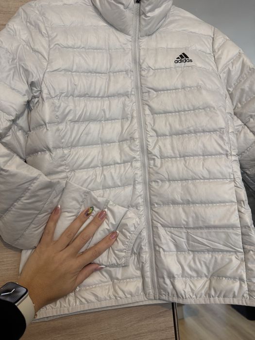 Дамски якета Adidas