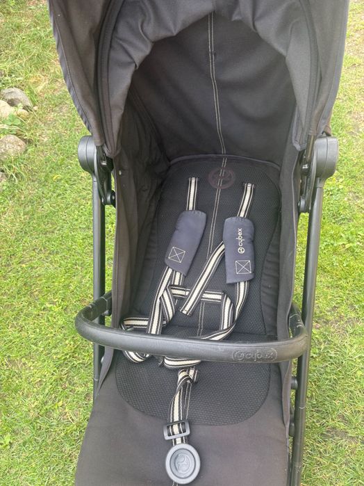 Cărucior cybex beezy