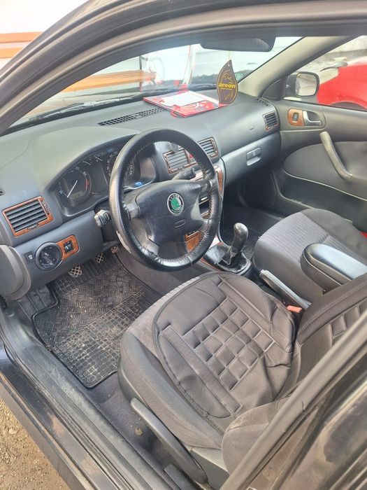 Vand Skoda Octavia 1.8 t 150 cp 2001 benzina si gpl
