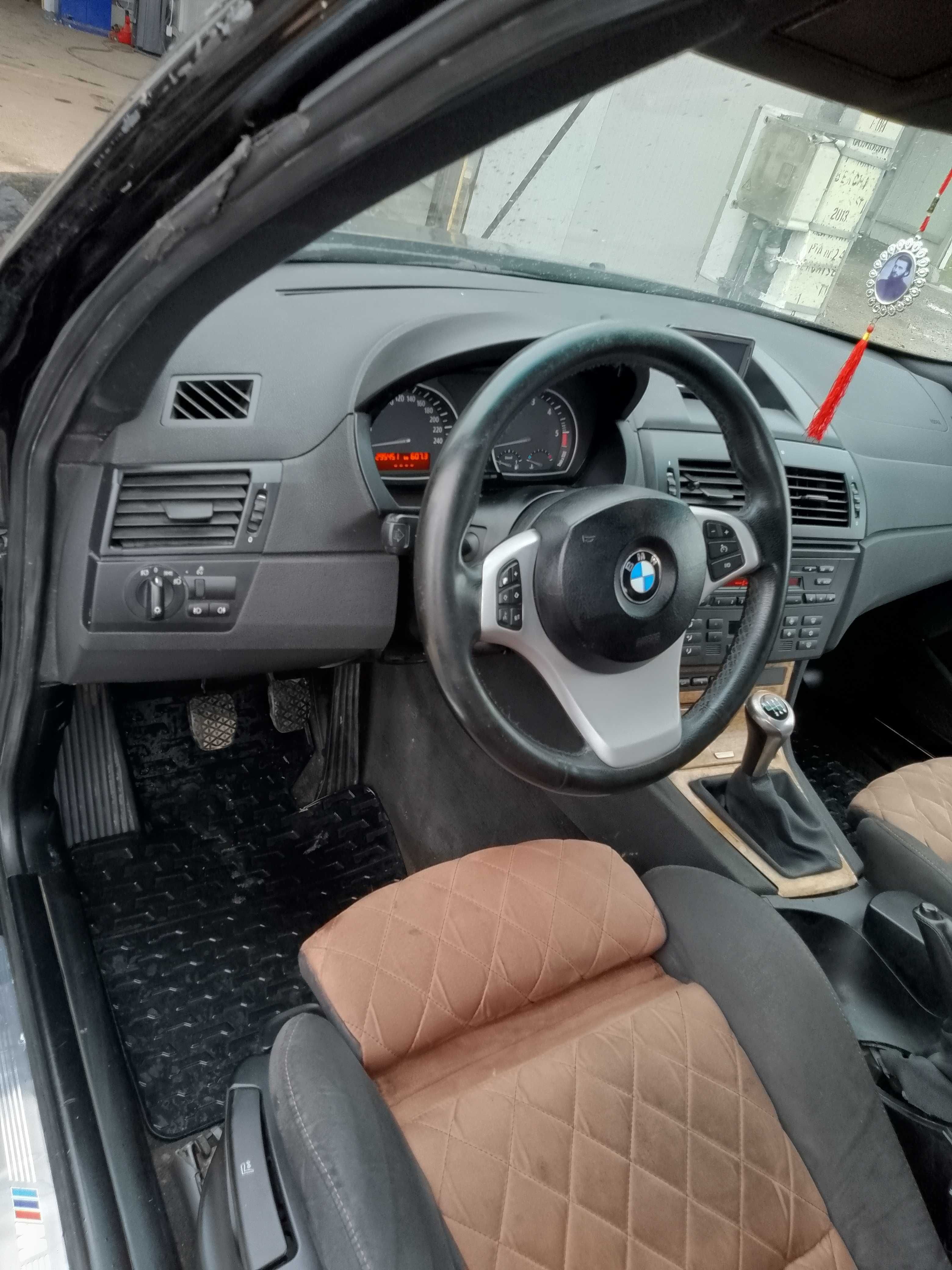 Vand BMW x3 2.0 150 cai