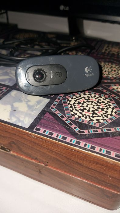Веб-камера logitech